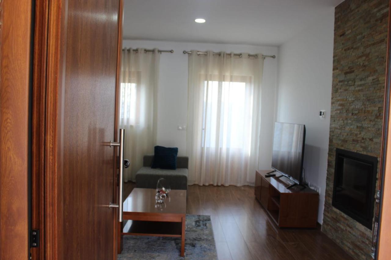 הוילה Caniçada Casa Do Iteiro מראה חיצוני תמונה